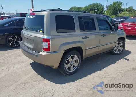 2008 Jeep Patriot Sport from USA, damaged, VIN 1J8FT28W18D636073